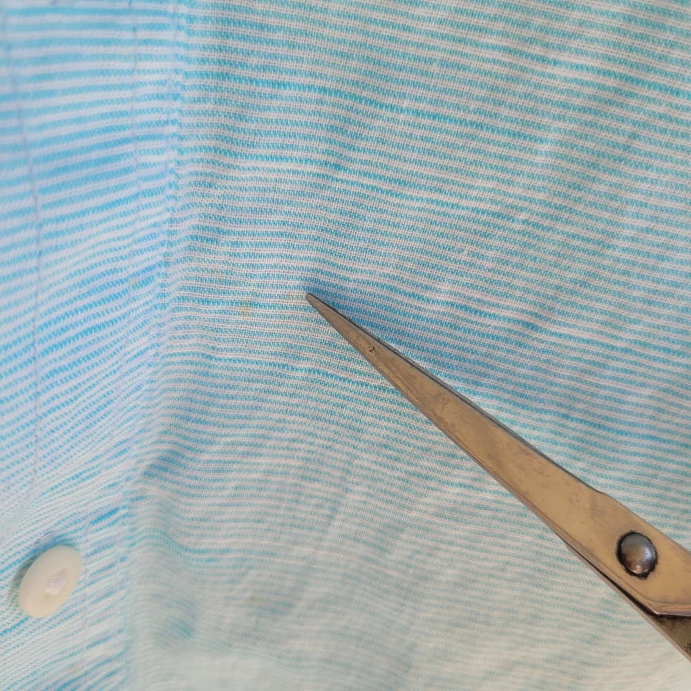 IZOD Saltwater Blue And White Pinstripe Short Sleeve Cotton Button Up Size M - Picture 6 of 7